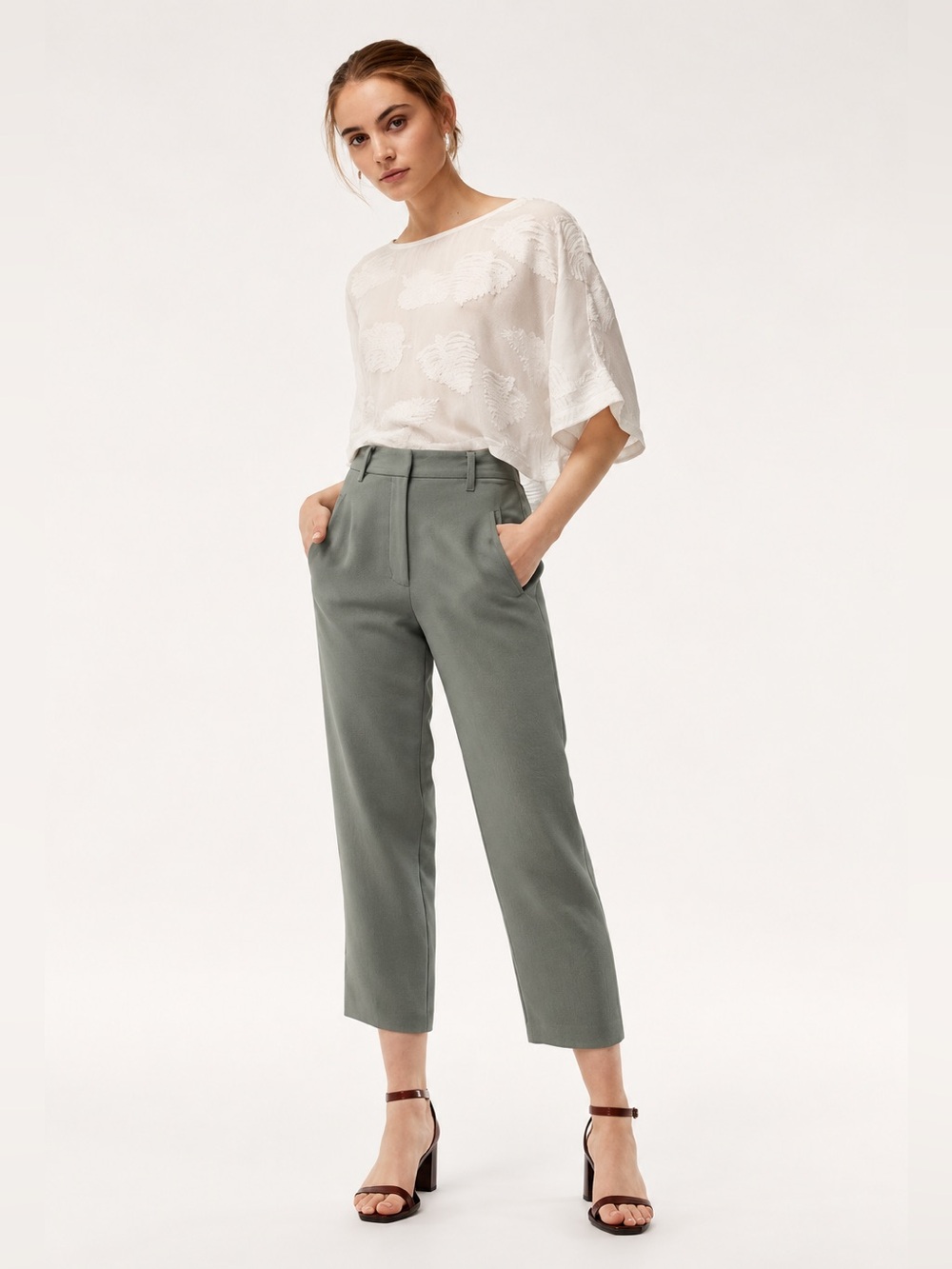 Aritzia Wilfred Jallade Pants – Size 2